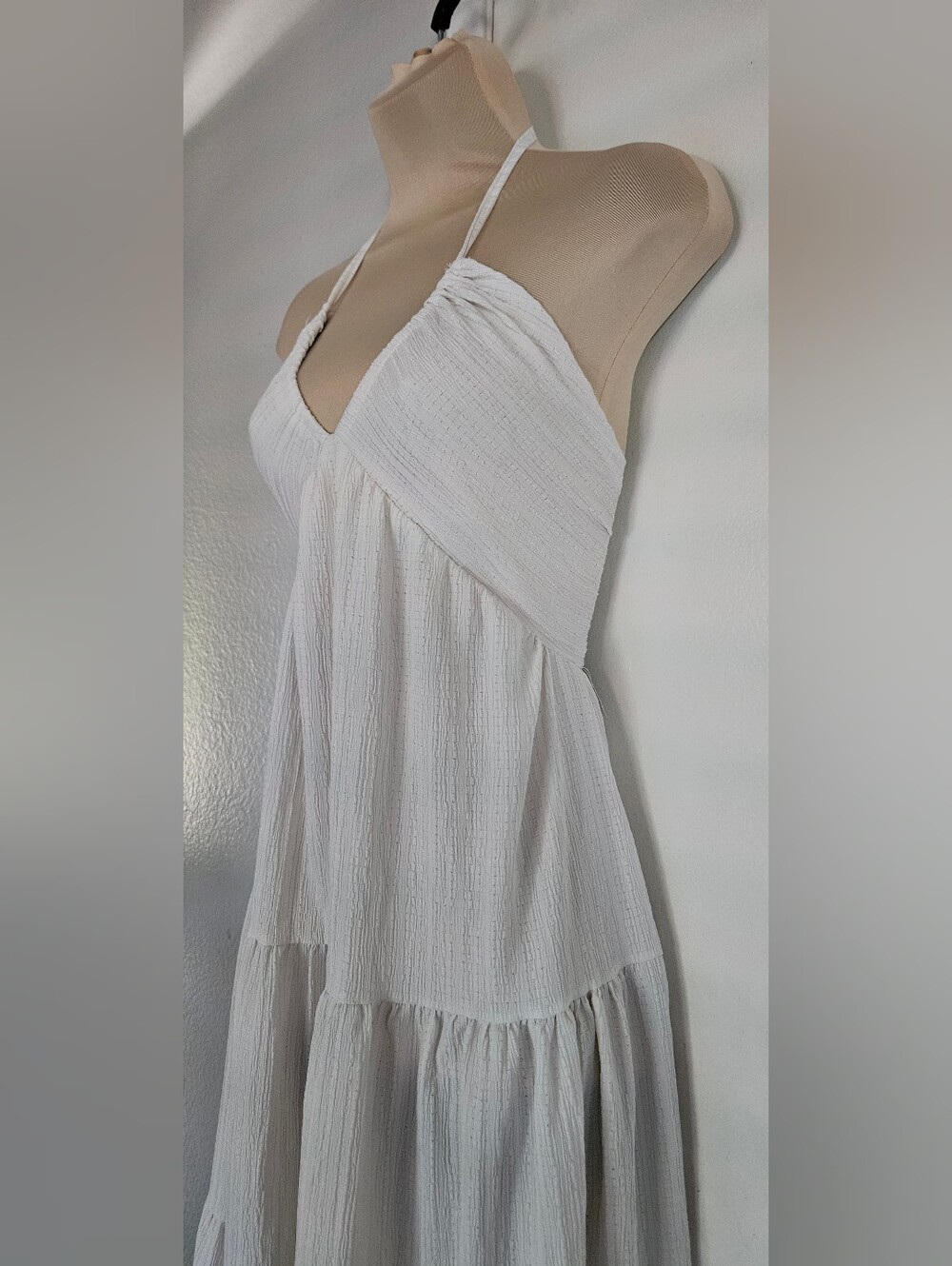 Maxi Dress In Off-white - Picture 5 of 6